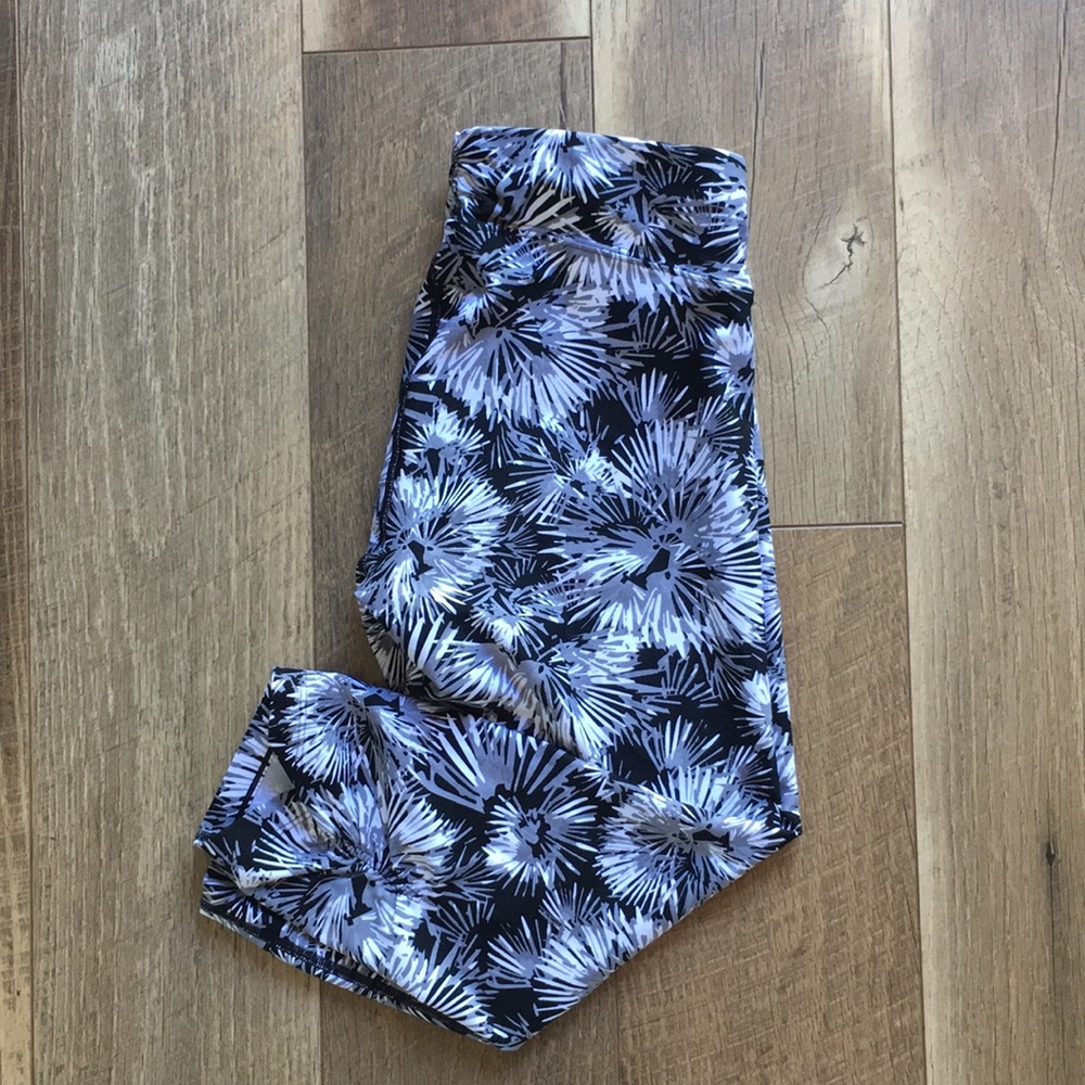 Calvin Klein cropped leggings